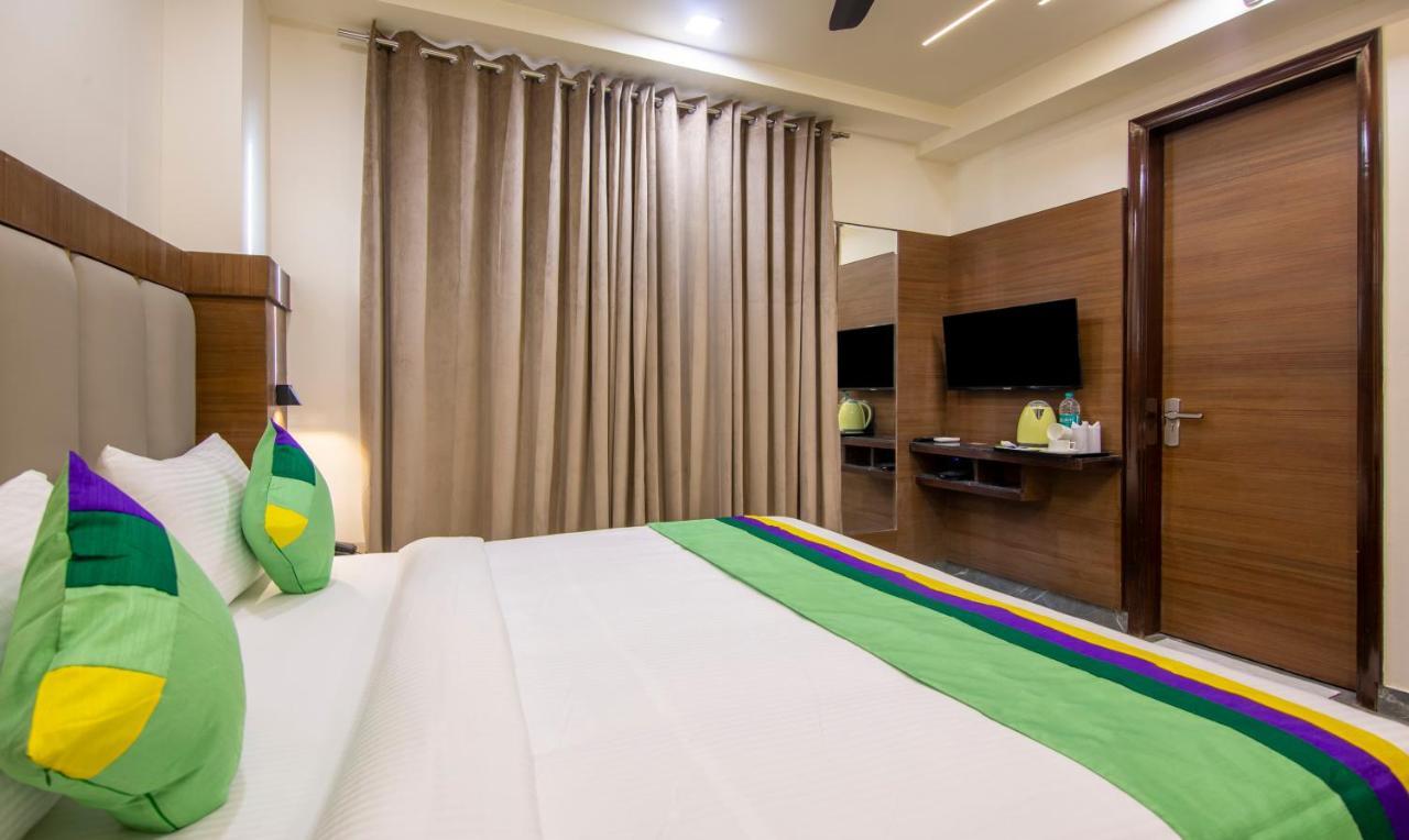 Treebo Royal Comfort Neu-Delhi Exterior foto